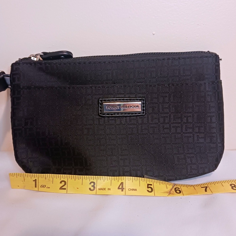 Tommy‎ Hilfiger Black Monogram Jacquard Wristlet Clutch Pouch Zip Top Bag purse